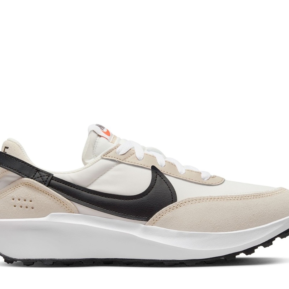 New! Nike Women’s Waffle Debut Shoes